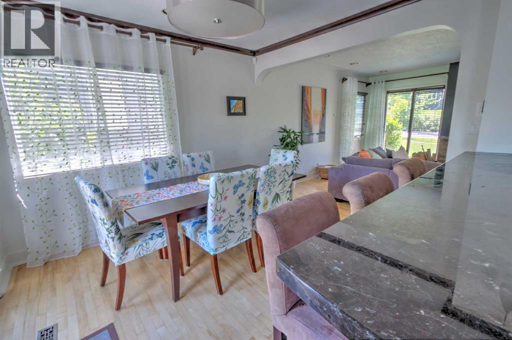 Single Family House Bungalow for Sale in  Scotland Street SW Scarboro Calgary 