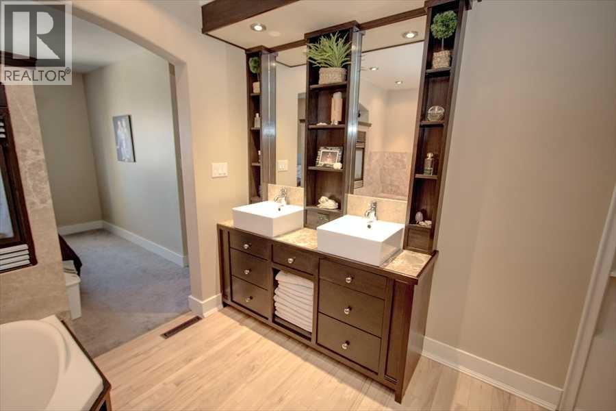 Single Family House Bungalow for Sale in  Scotland Street SW Scarboro Calgary 