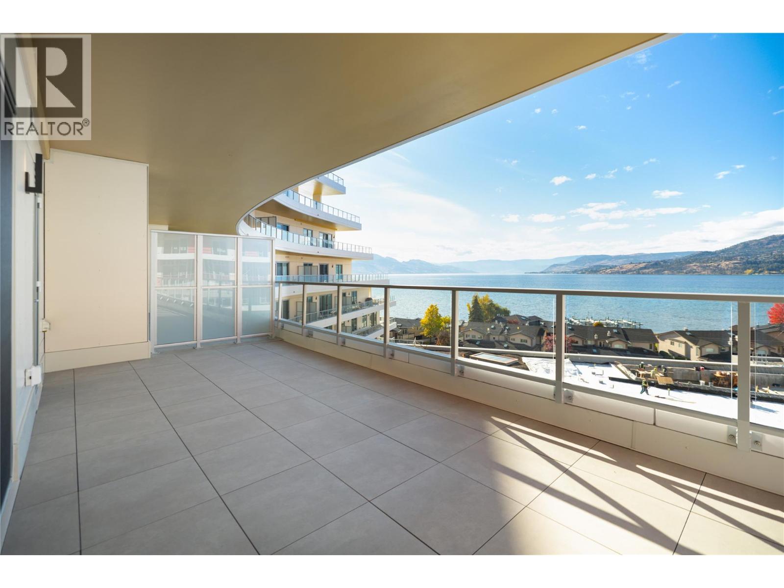 #715 3340 LAKESHORE ROAD - 19