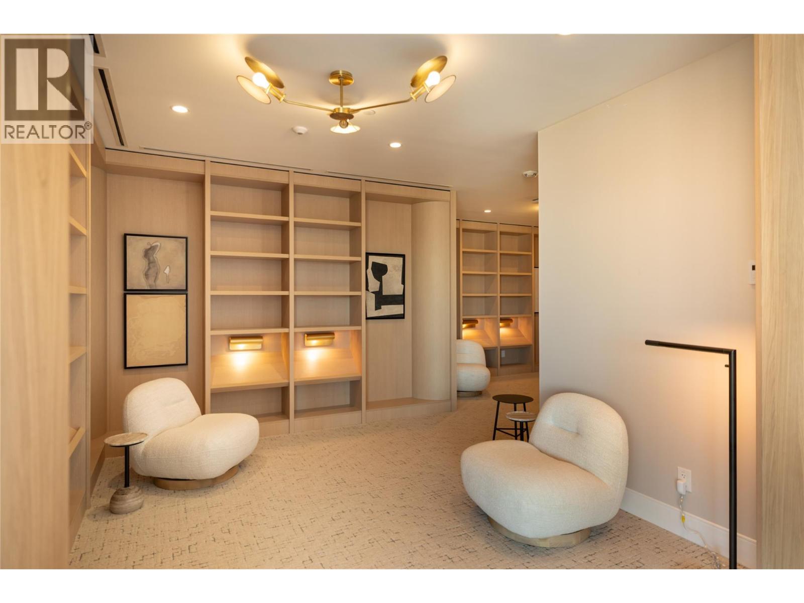 #715 3340 LAKESHORE ROAD - 25