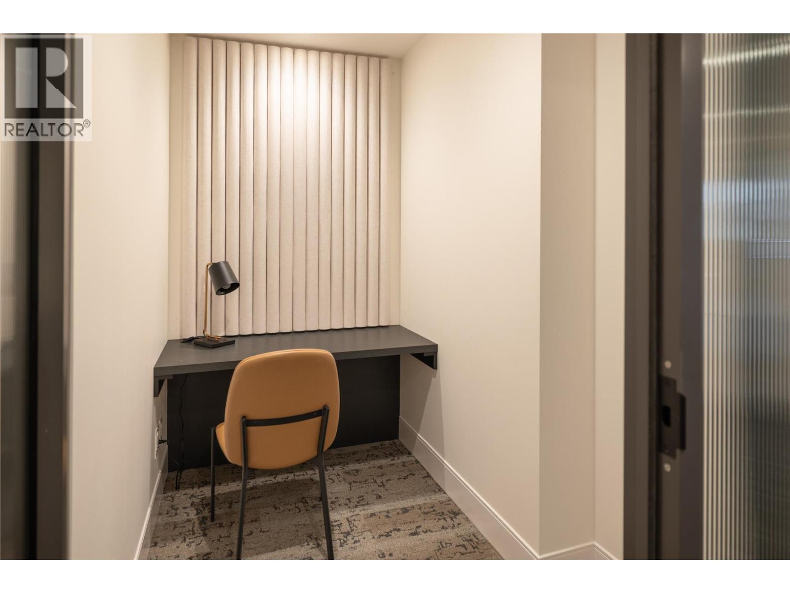 #715 3340 LAKESHORE ROAD - 28