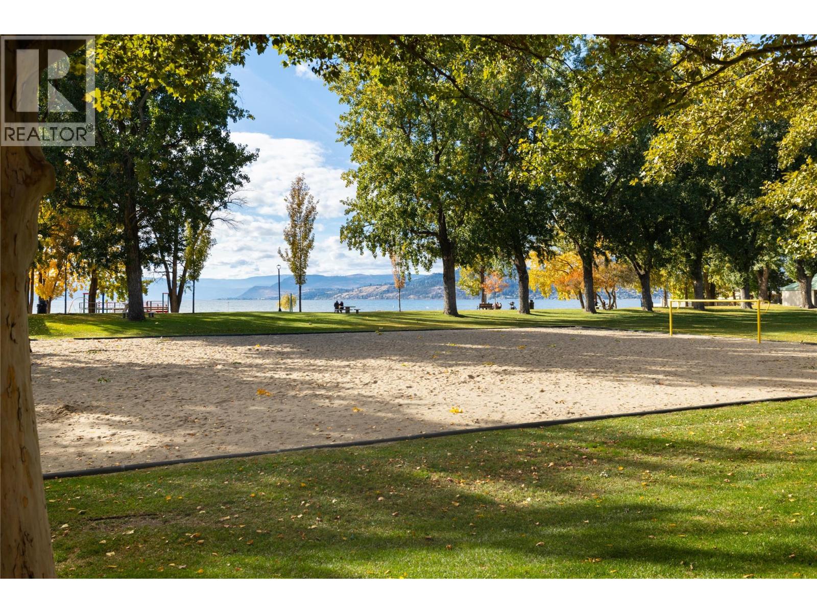 #715 3340 LAKESHORE ROAD - 45