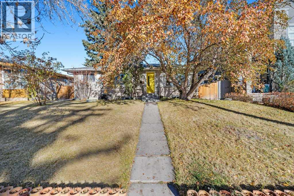 Single Family House Bungalow for Sale in   Avenue SW North Glenmore Park Calgary 