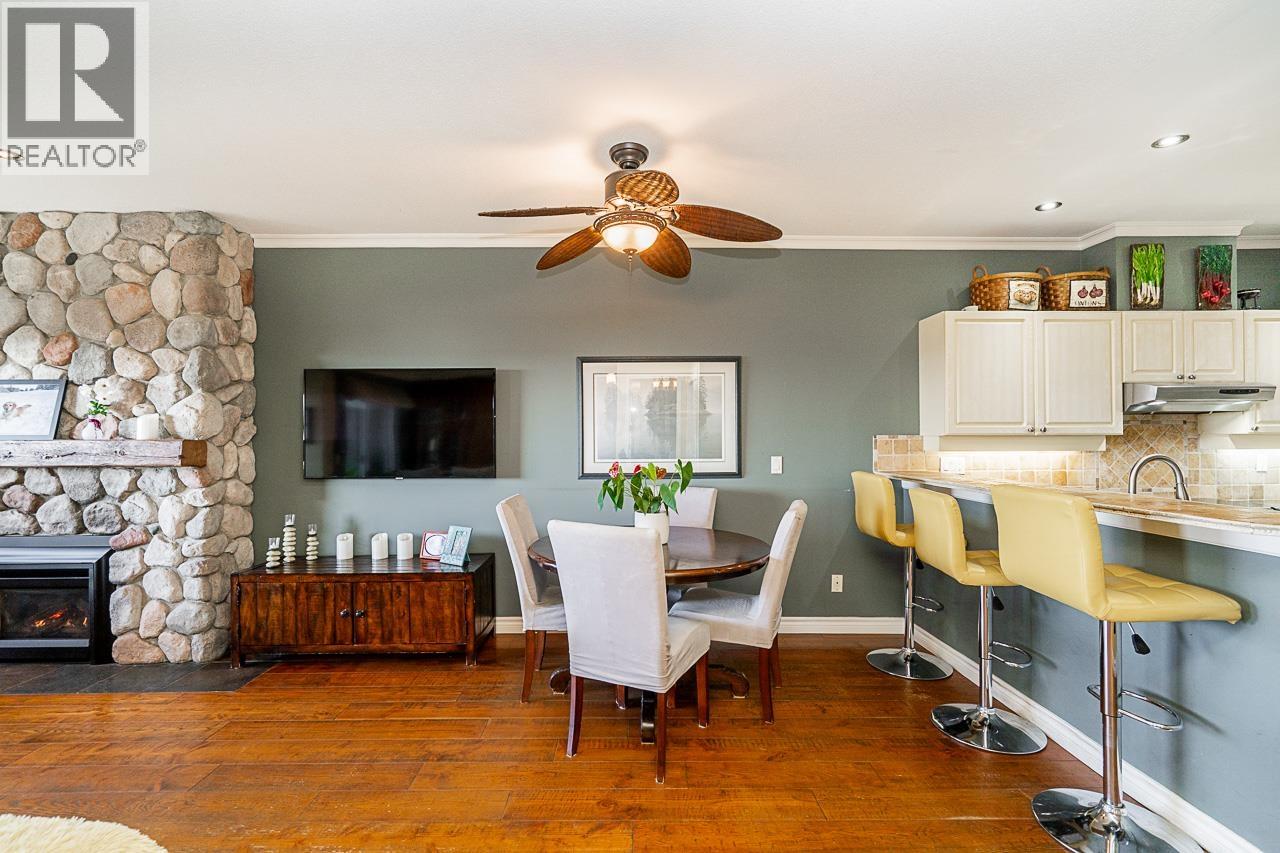 #107-1120 TSATSU SHORES Drive, Delta