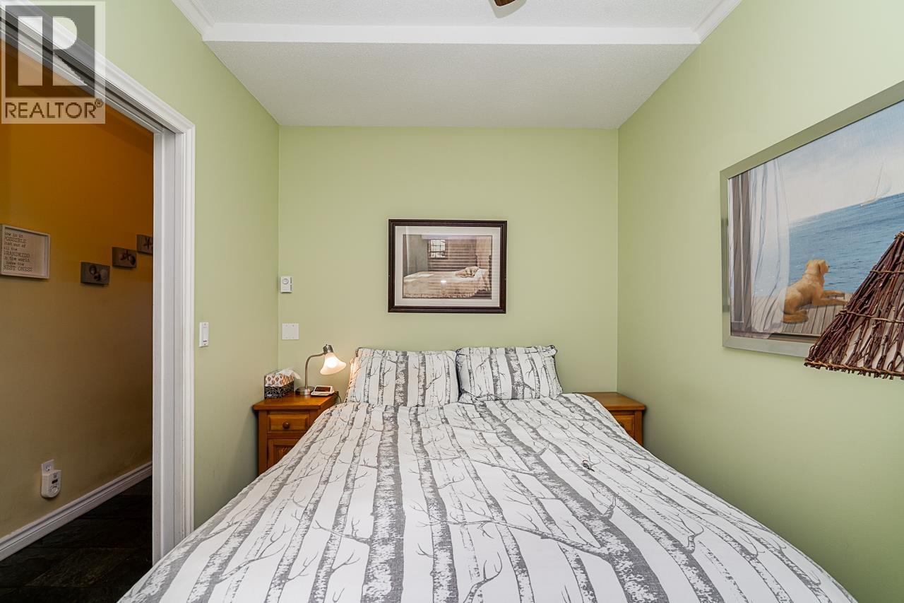 #107-1120 TSATSU SHORES Drive, Delta