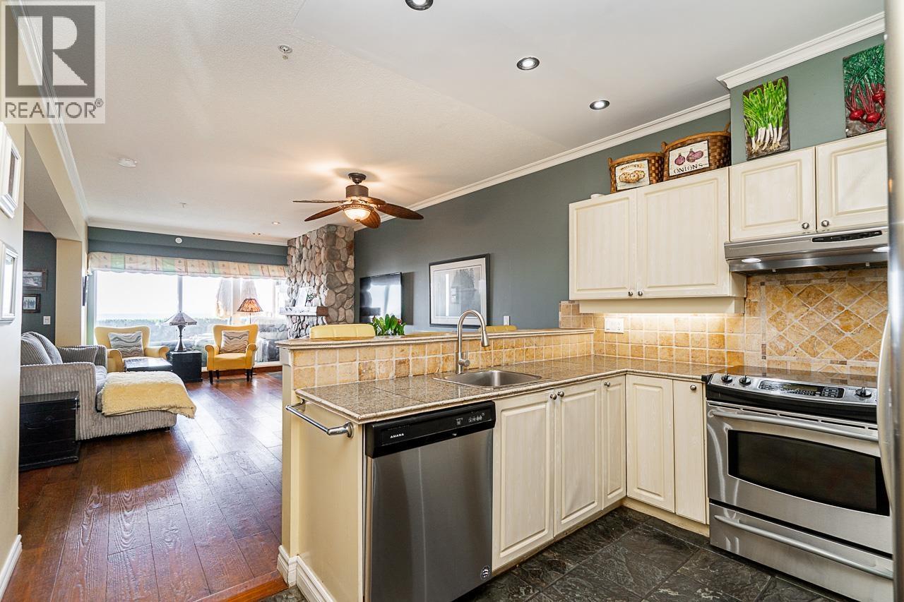 #107-1120 TSATSU SHORES Drive, Delta