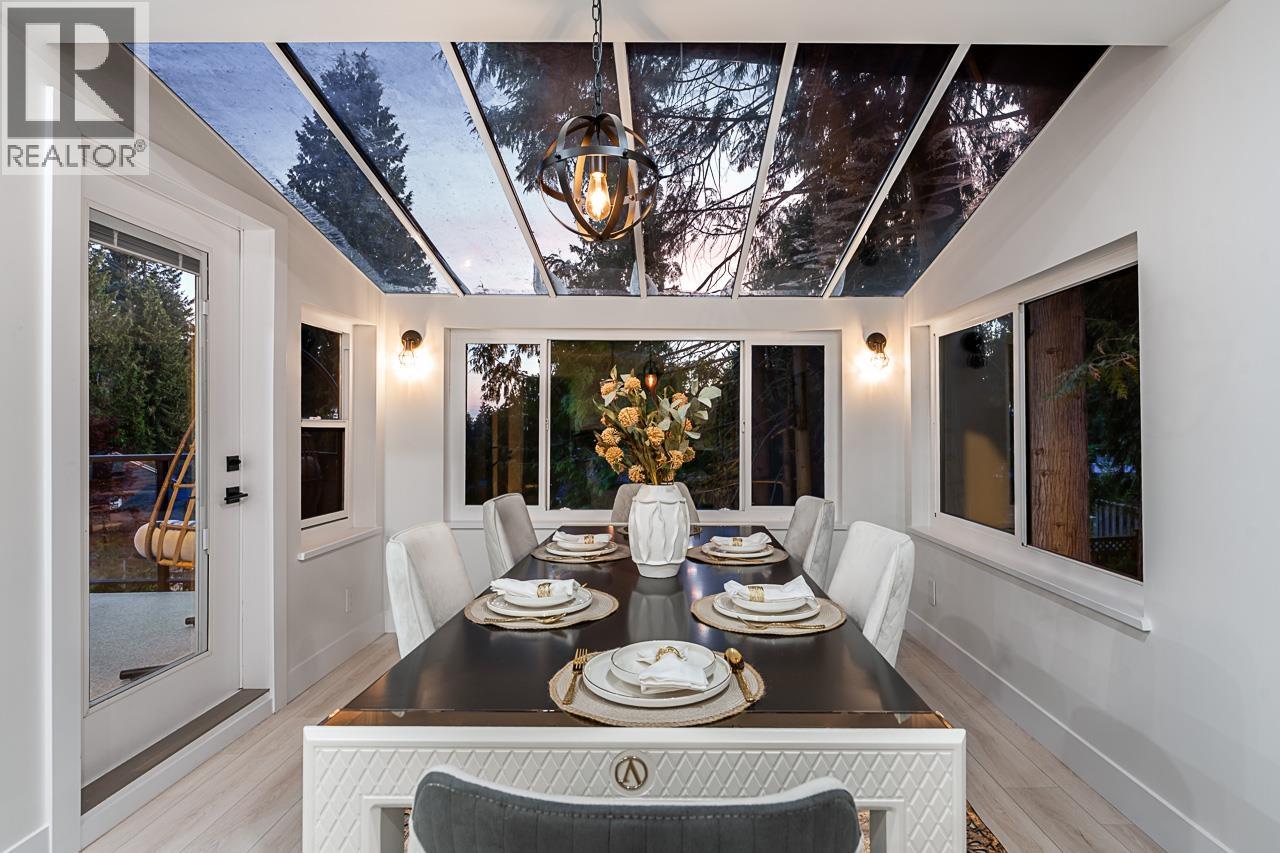 531 GREENWAY AVENUE, North Vancouver