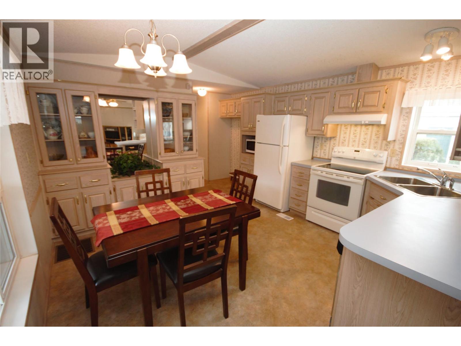 33 8598 Hwy 97 Other, Oliver