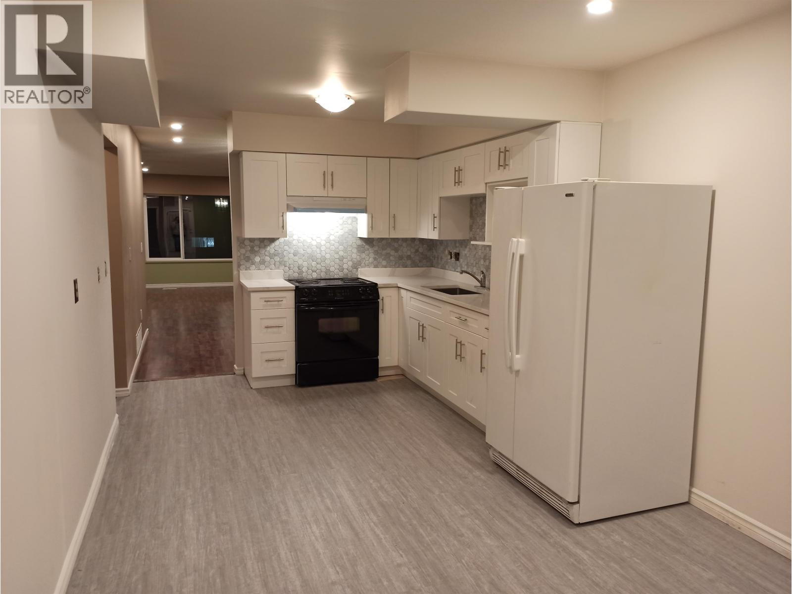 UPPER 2161 PRAIRIE STREET, Port Coquitlam