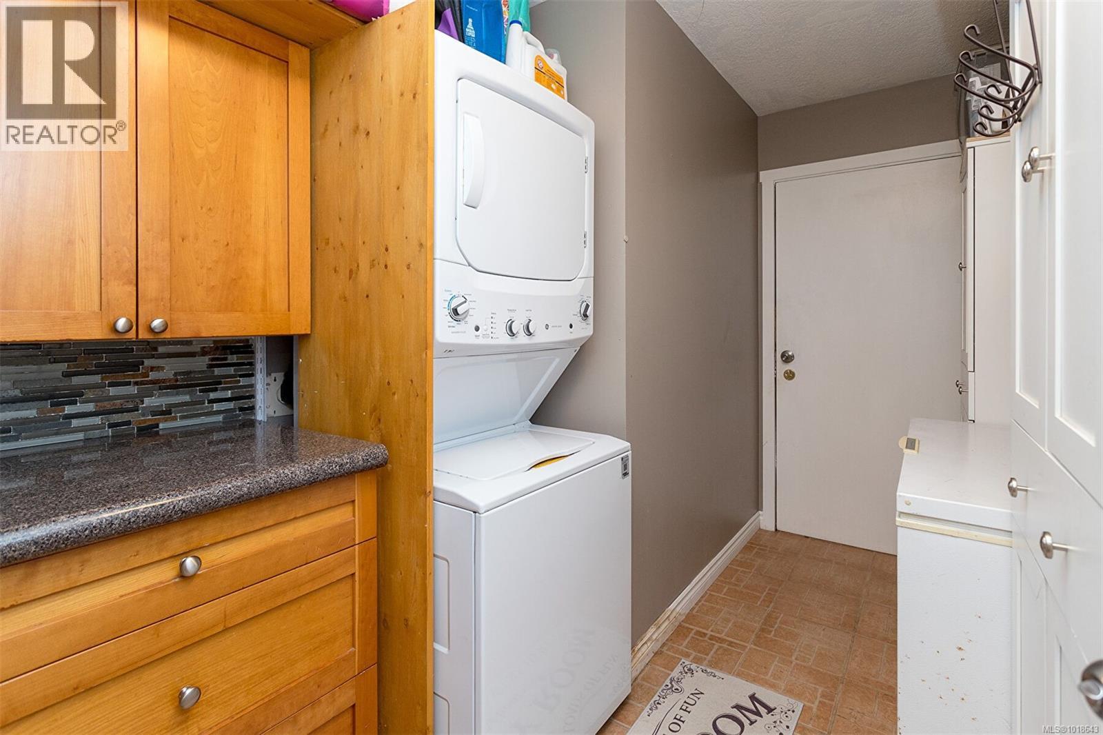 2377 ROBERTSON RD - 23