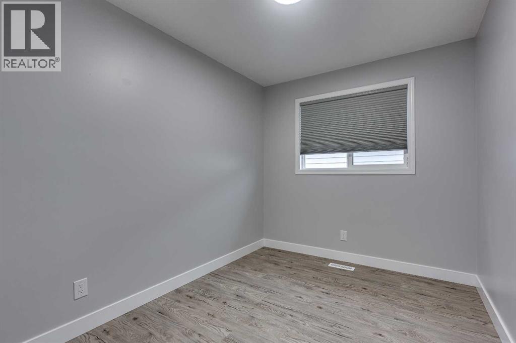 3905 54 Avenue, Innisfail