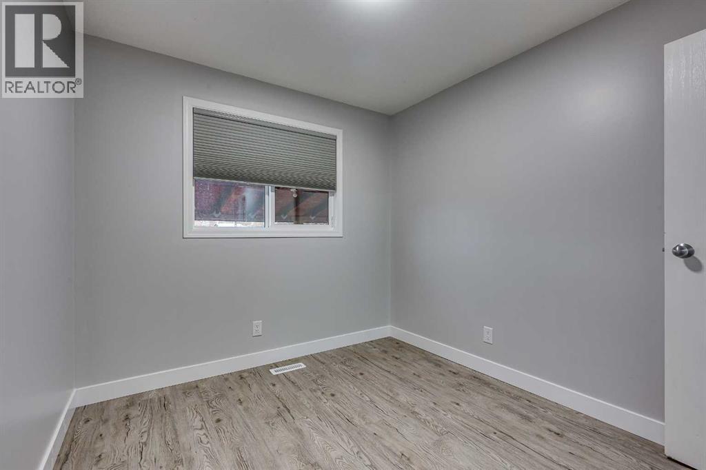 3905 54 Avenue, Innisfail