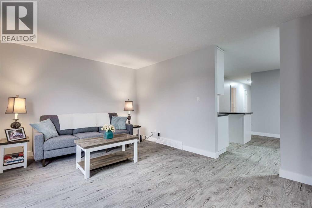 3905 54 Avenue, Innisfail