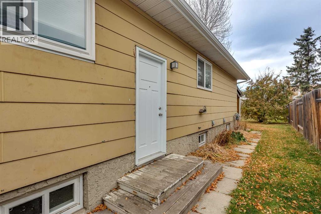 3905 54 Avenue, Innisfail