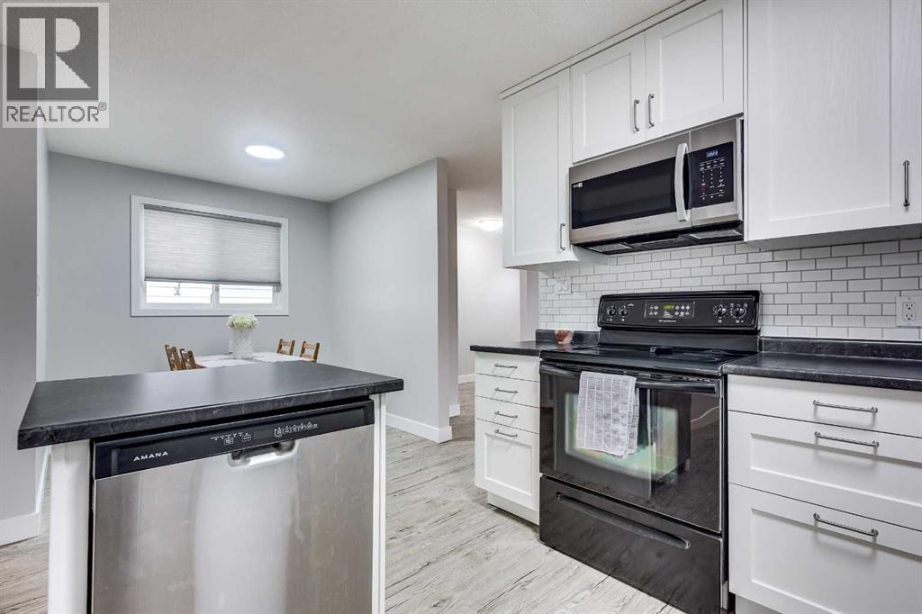 3905 54 Avenue, Innisfail