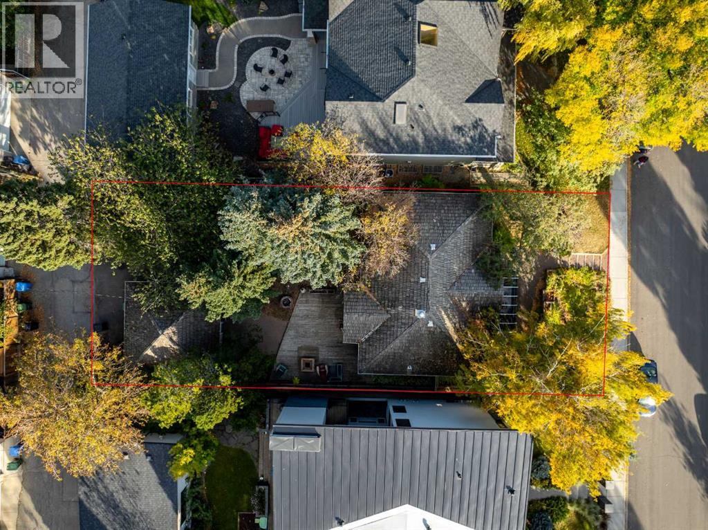 Single Family House Bungalow for Sale in   Avenue SW Elboya Calgary 