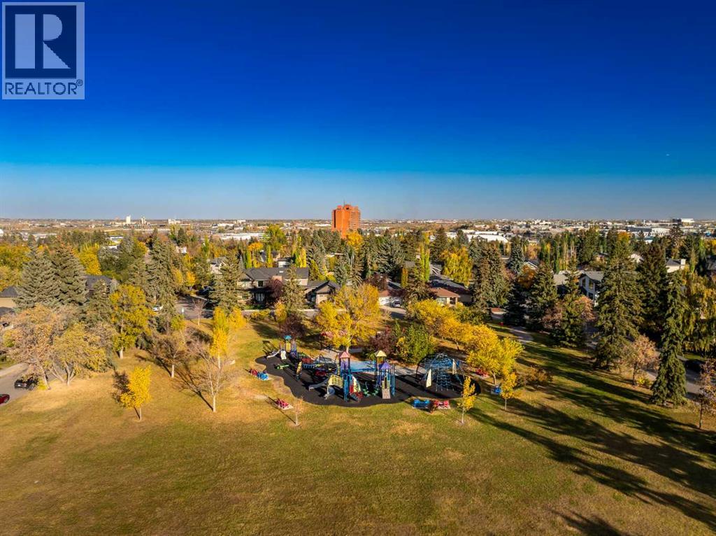 Single Family House Bungalow for Sale in   Avenue SW Elboya Calgary 