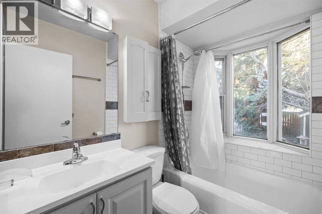 Single Family House Bungalow for Sale in   Avenue SW Elboya Calgary 