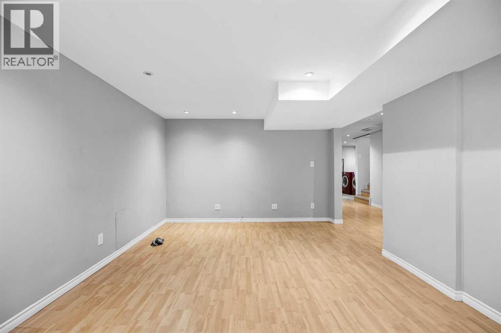 Single Family House Bungalow for Sale in   Avenue SW Elboya Calgary 