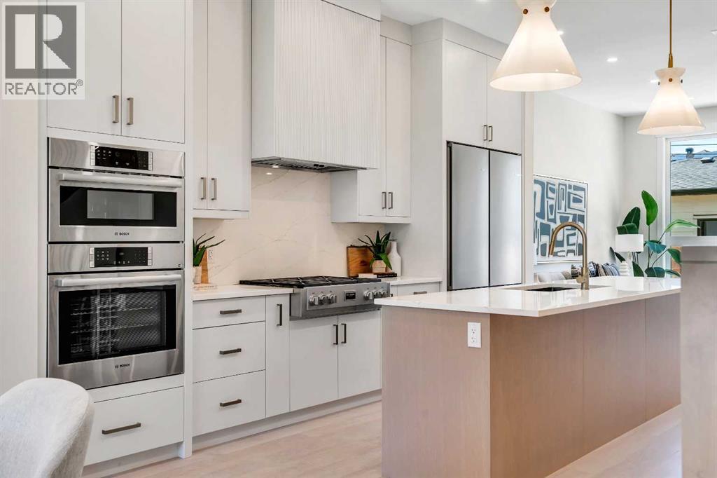 Single Family House for Sale in A Regent Crescent NE Renfrew Calgary 