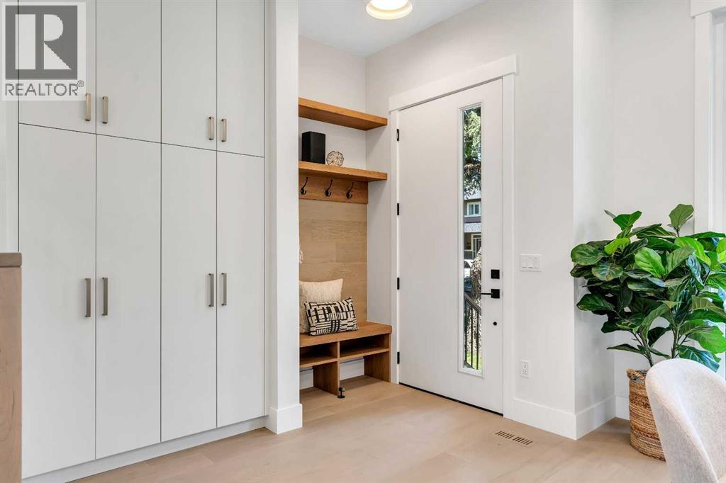 Single Family House for Sale in A Regent Crescent NE Renfrew Calgary 