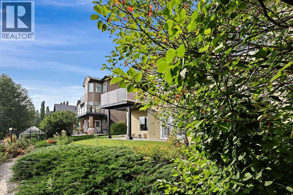 Single Family House Bungalow for Sale in  Royal Highland Road NW Royal Oak Calgary 