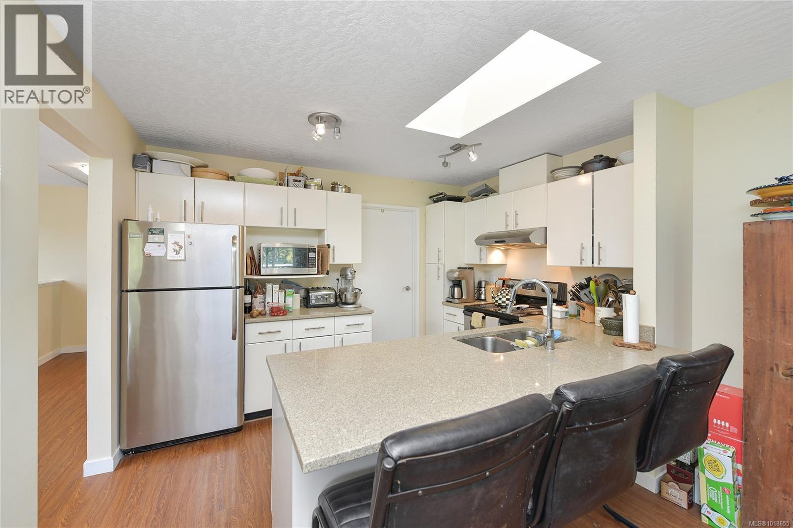 #27 4125 INTERURBAN RD - 11