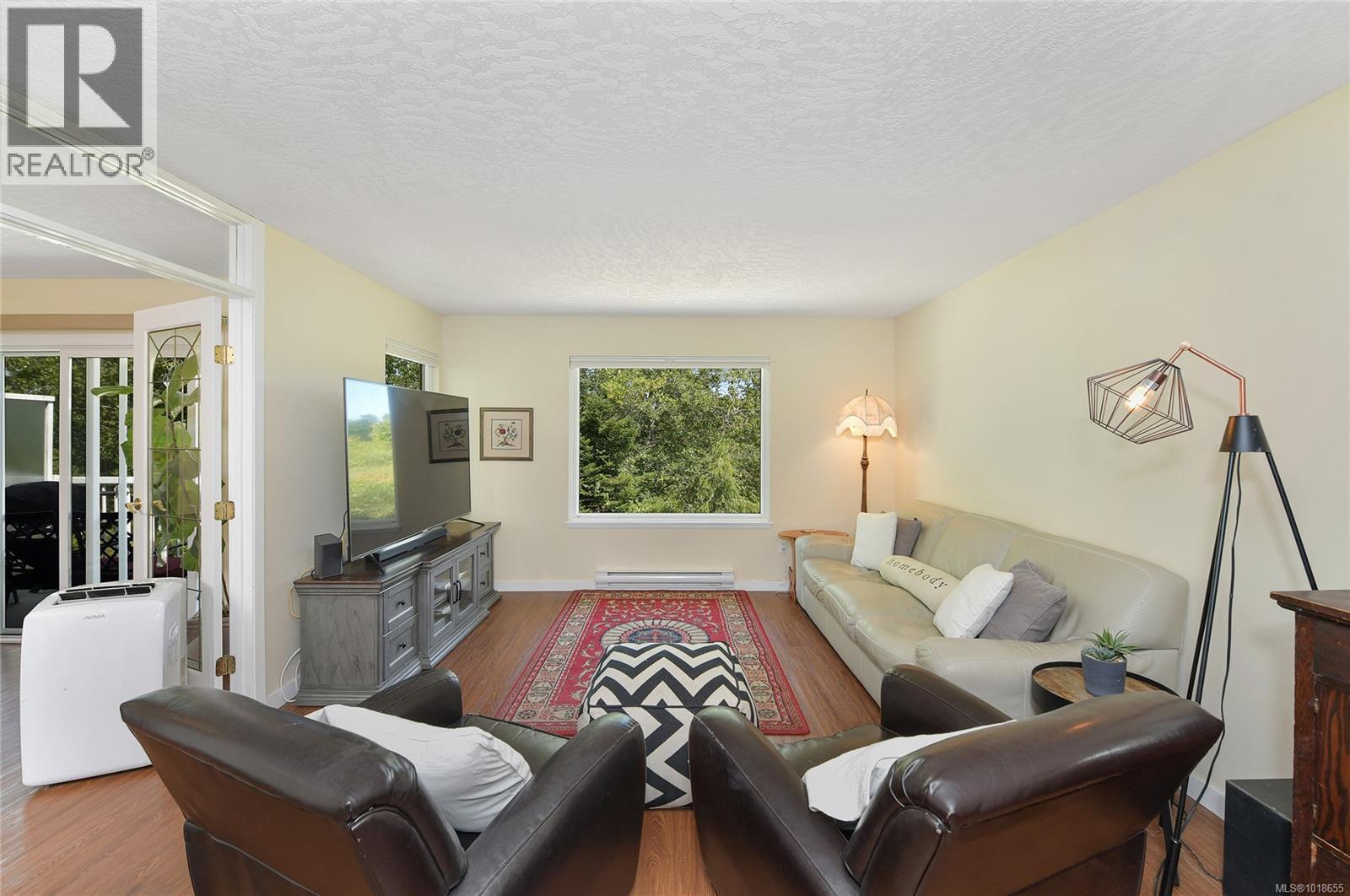 #27 4125 INTERURBAN RD - 9