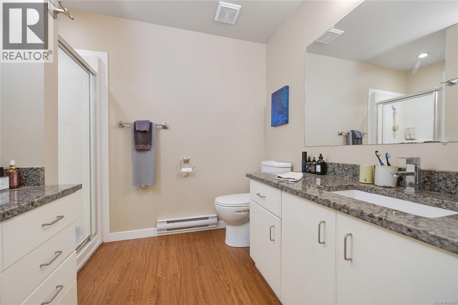 #27 4125 INTERURBAN RD - 19