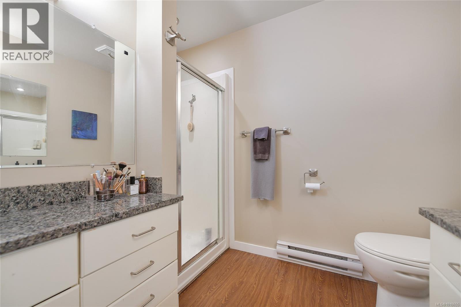 #27 4125 INTERURBAN RD - 20