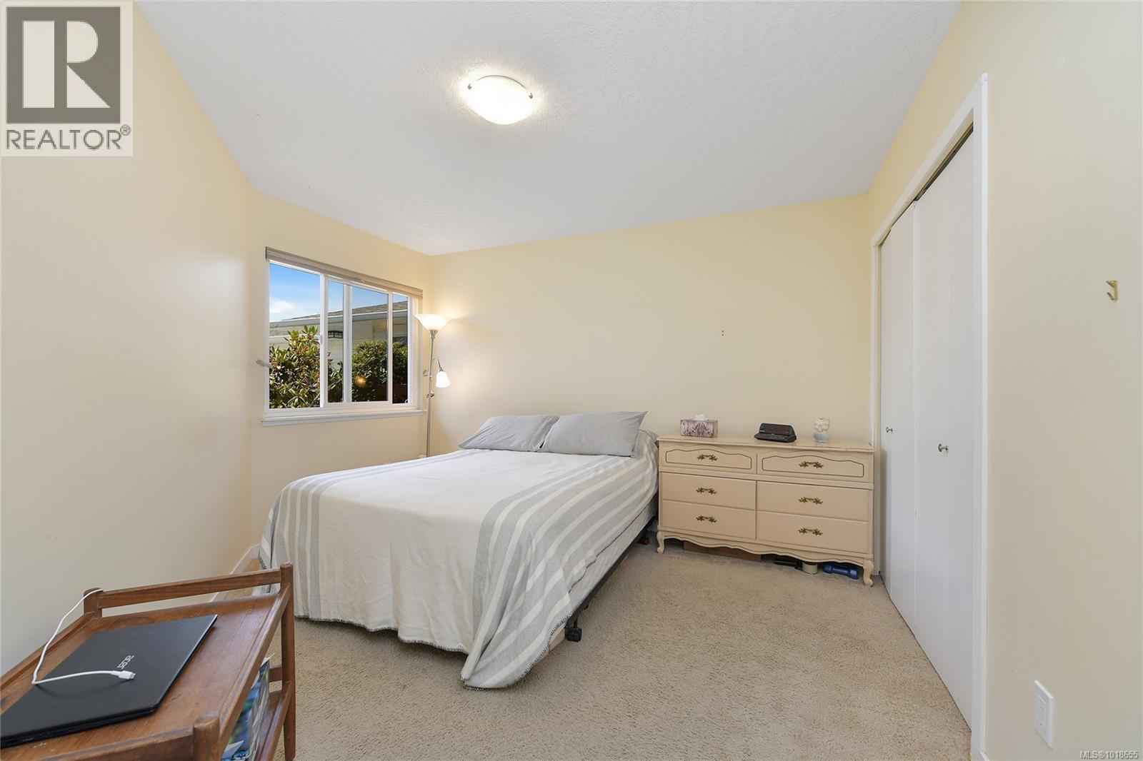 #27 4125 INTERURBAN RD - 25