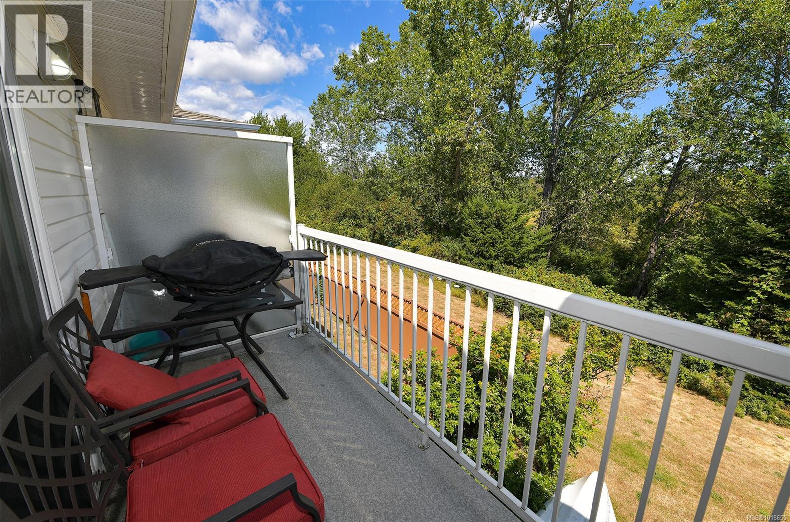 #27 4125 INTERURBAN RD - 27