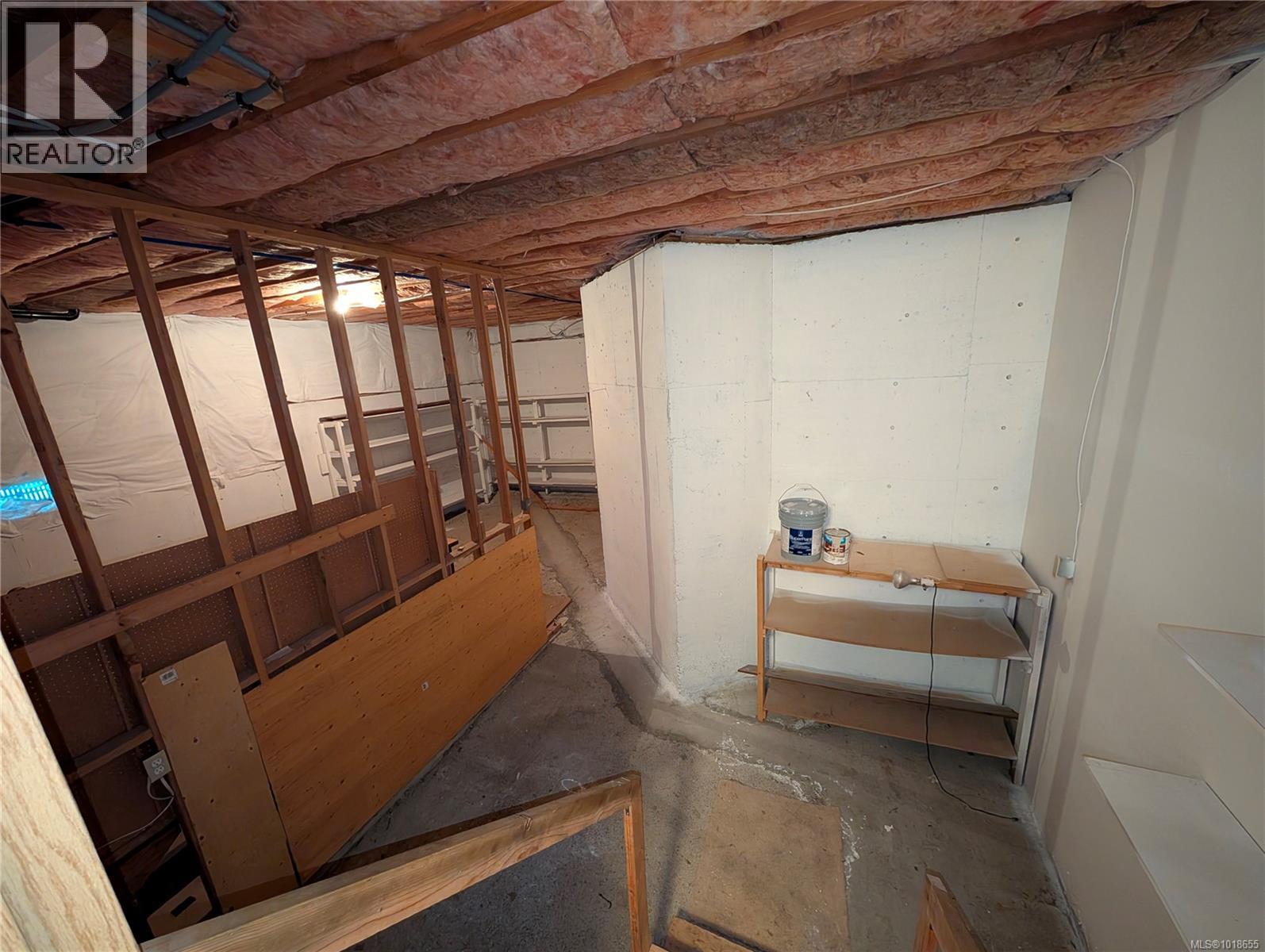 #27 4125 INTERURBAN RD - 46