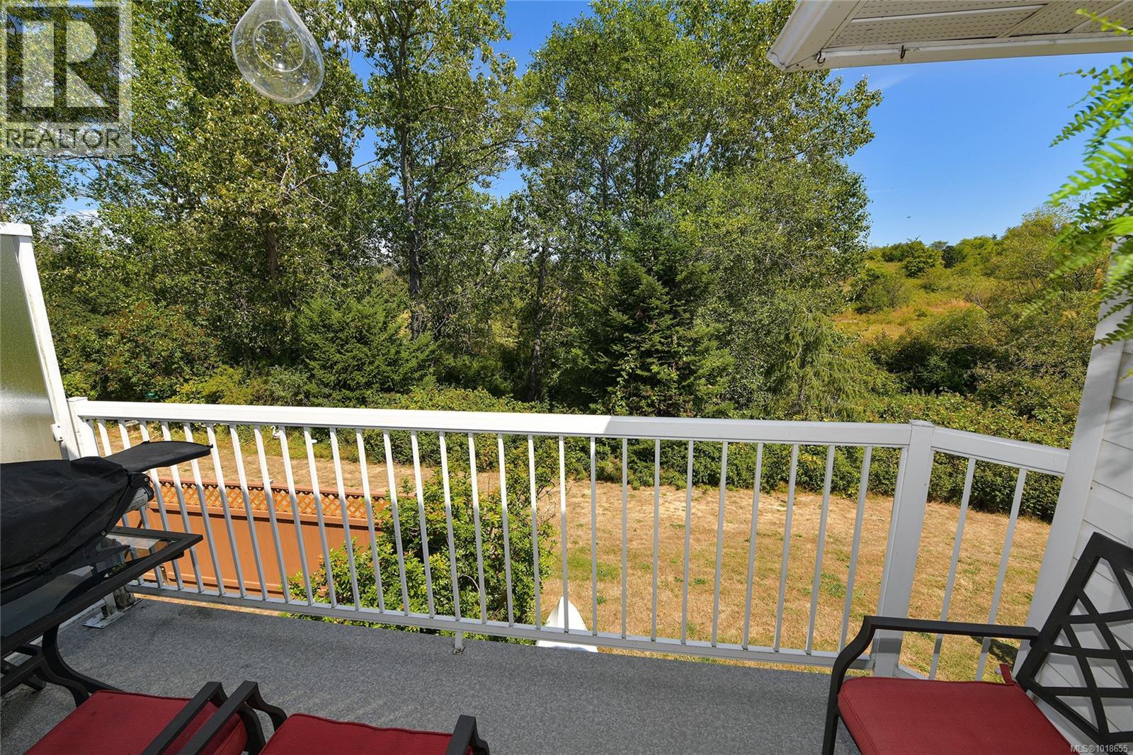 #27 4125 INTERURBAN RD - 26