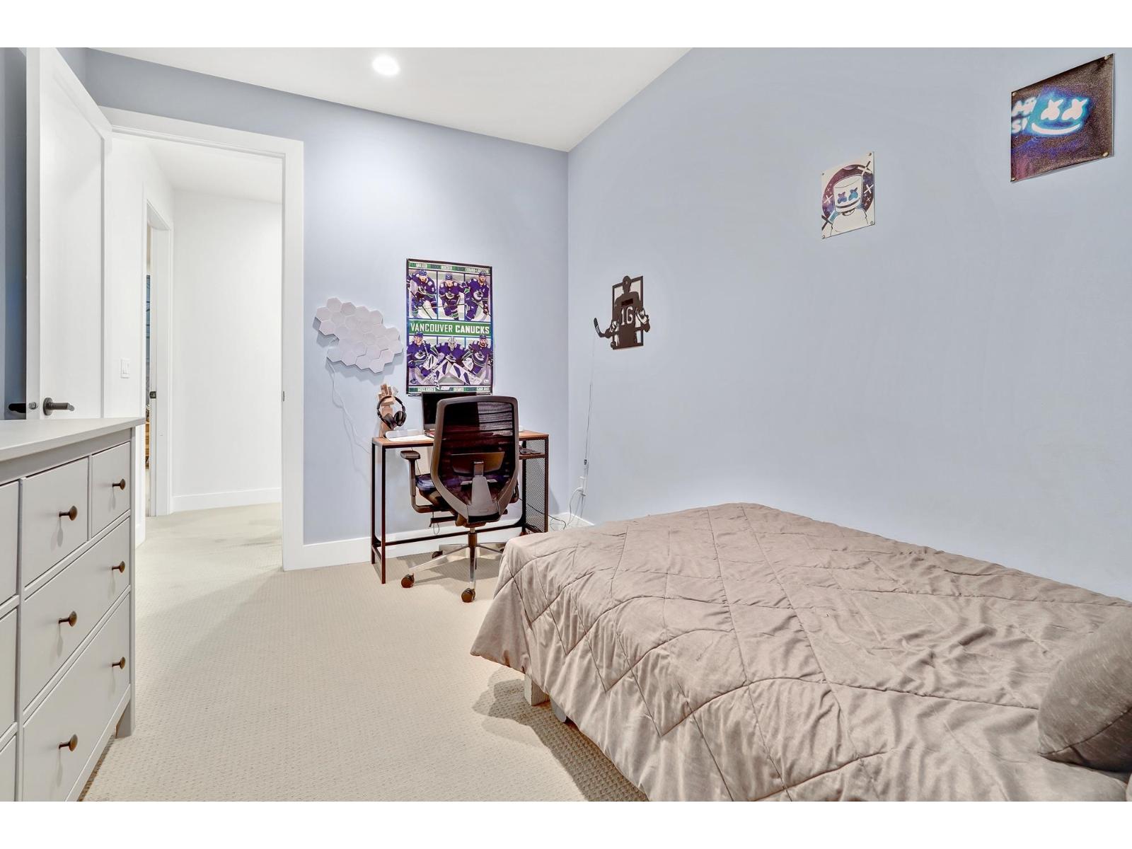 27 3122 160 STREET, Surrey