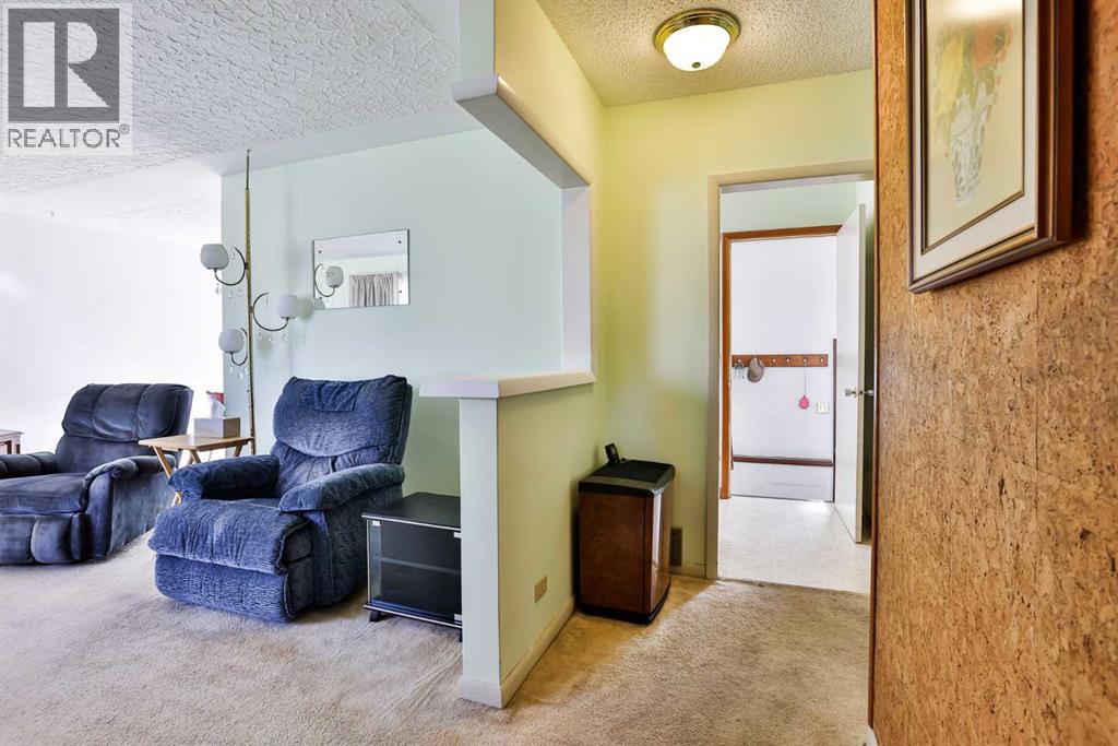 Single Family House Bungalow for Sale in  th Avenue S Victoria Park Lethbridge 