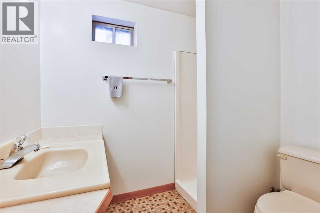 Single Family House Bungalow for Sale in  th Avenue S Victoria Park Lethbridge 