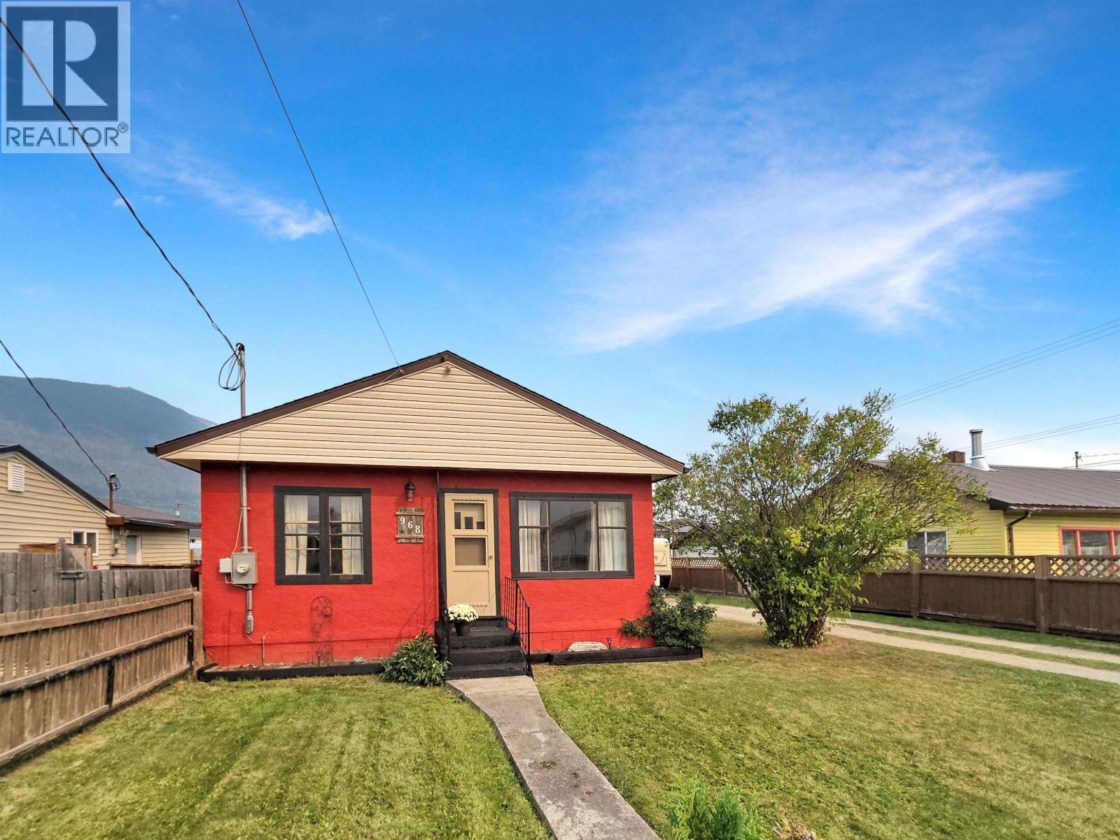 968 4TH AVENUE, McBride