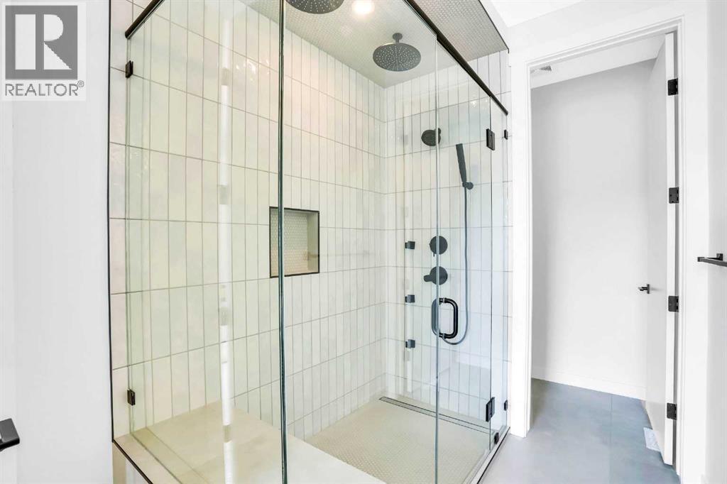 Single Family House for Sale in   Avenue NW Montgomery Calgary 