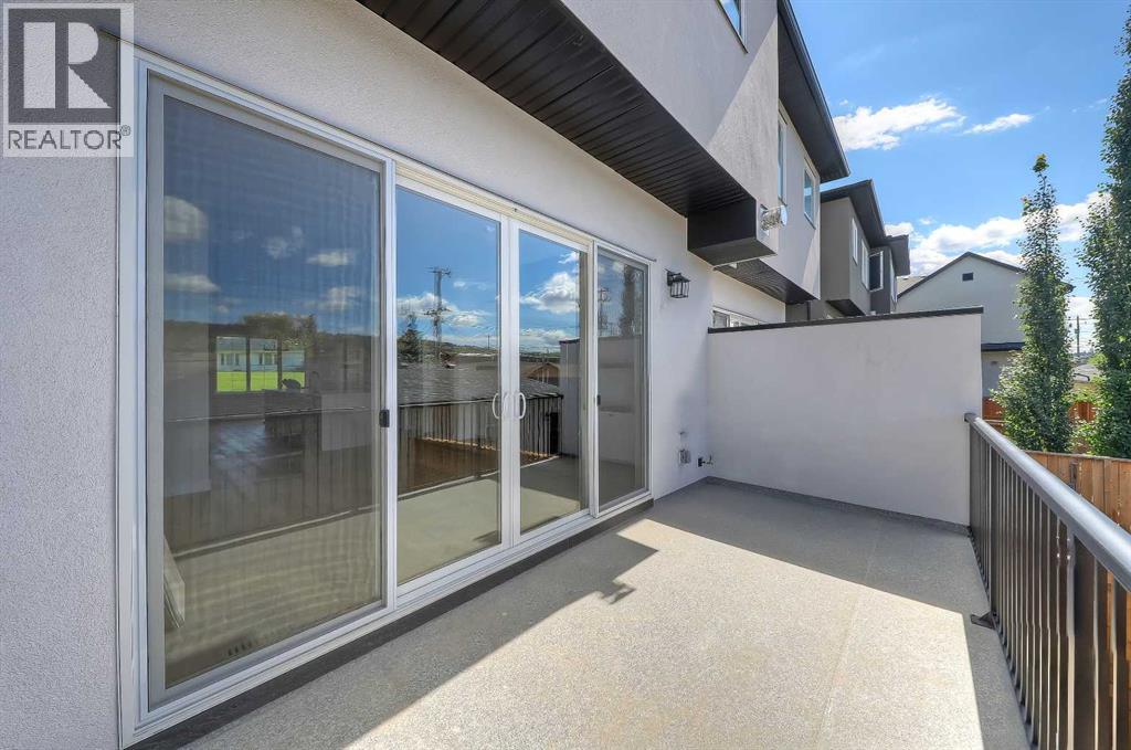 Single Family House for Sale in   Avenue NW Montgomery Calgary 