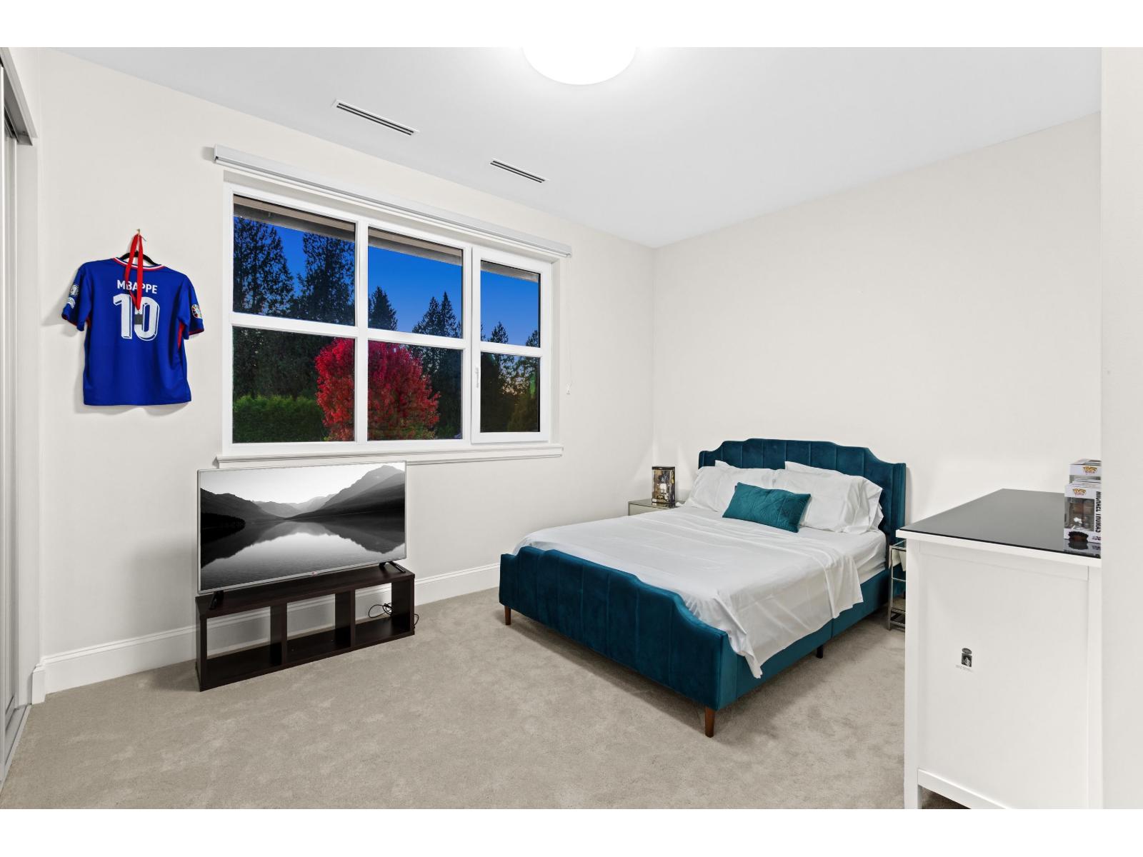 3016 163 STREET, Surrey