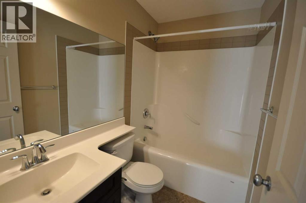 Single Family House for Sale in  Silverado Plains Manor SW Silverado Calgary 