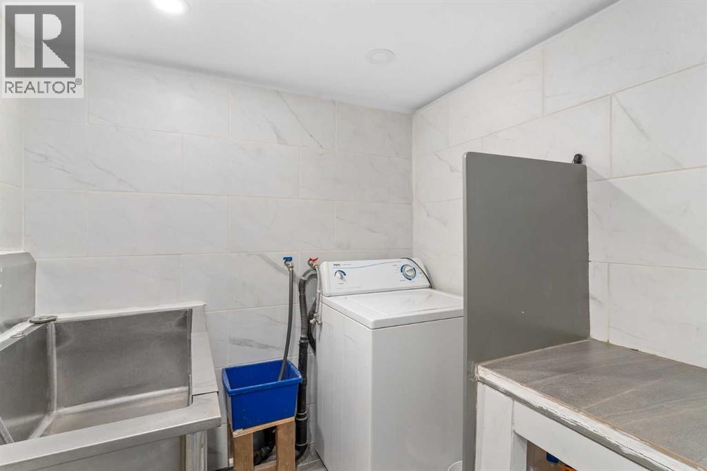 Single Family House for Sale in  Cranberry Place SE Cranston Calgary 