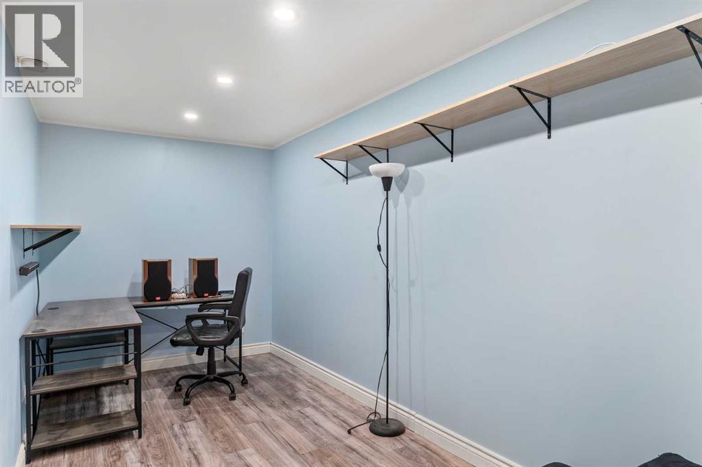 Single Family House for Sale in  Cranberry Place SE Cranston Calgary 