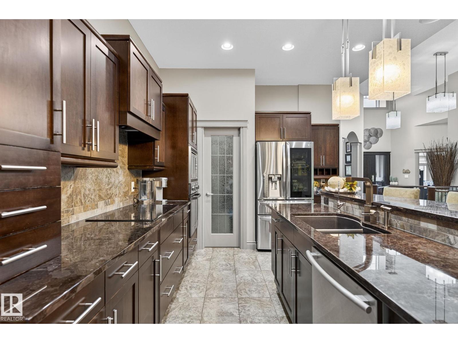 4804 212 ST NW, Edmonton