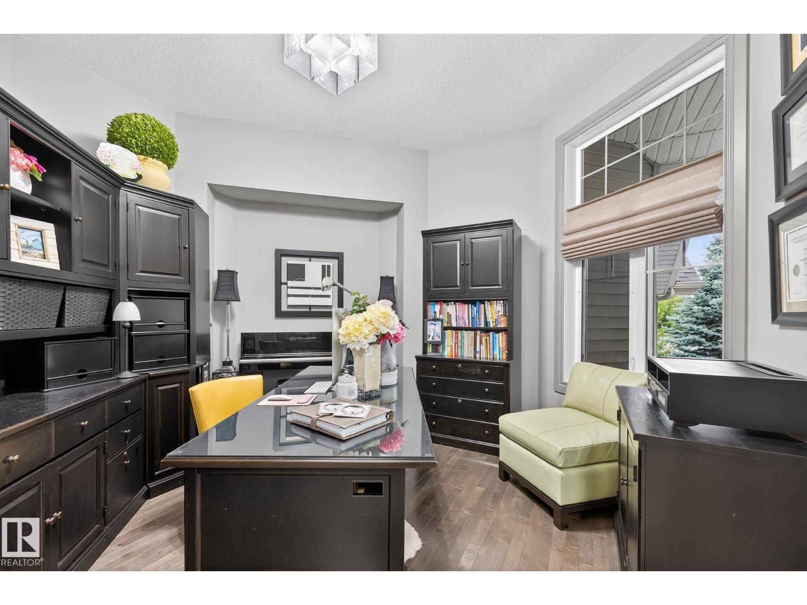 4804 212 ST NW, Edmonton