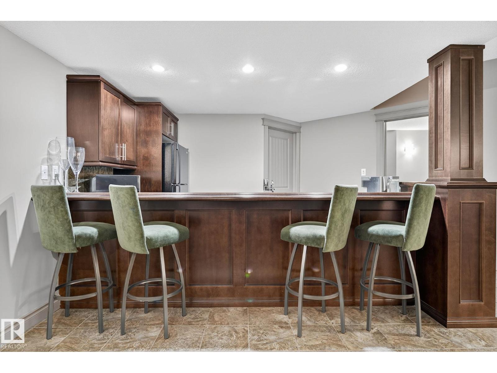 4804 212 ST NW, Edmonton