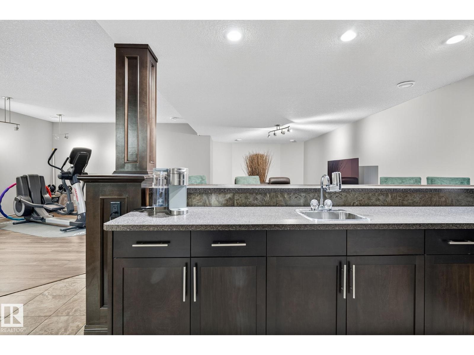 4804 212 ST NW, Edmonton