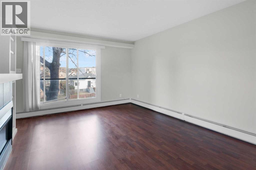 Single Family House for Sale in    Avenue NW Sunnyside Calgary 