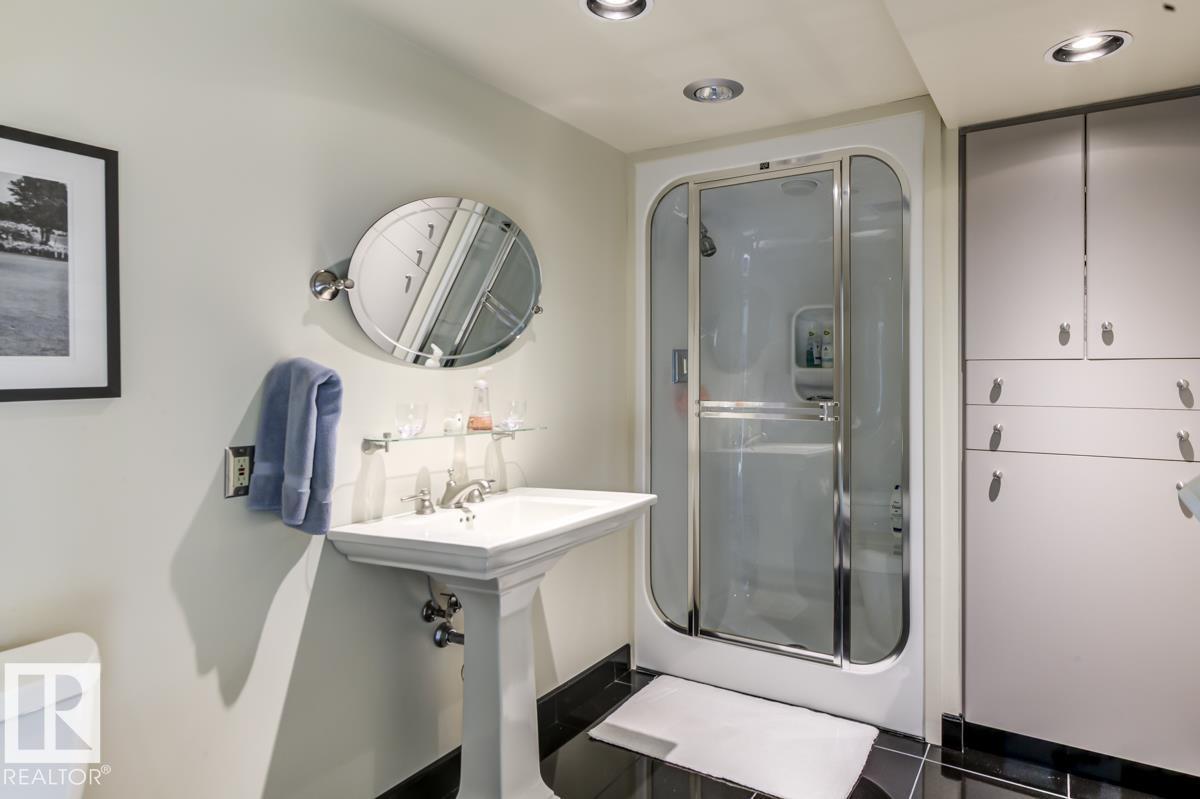 15415 RIO TERRACE DR NW, Edmonton